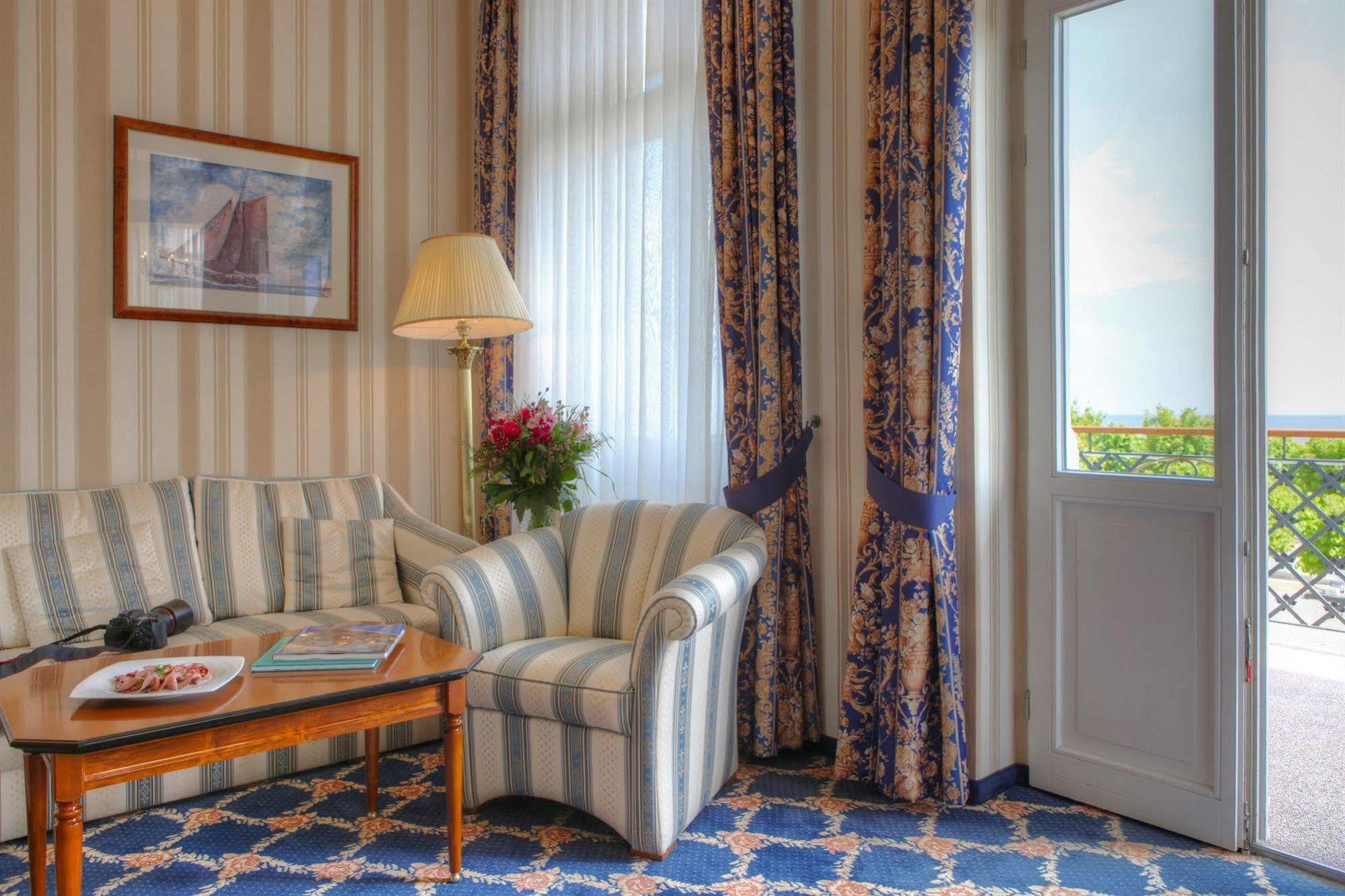 Seetelhotel Ahlbecker Hof Heringsdorf  Extérieur photo A room at the hotel